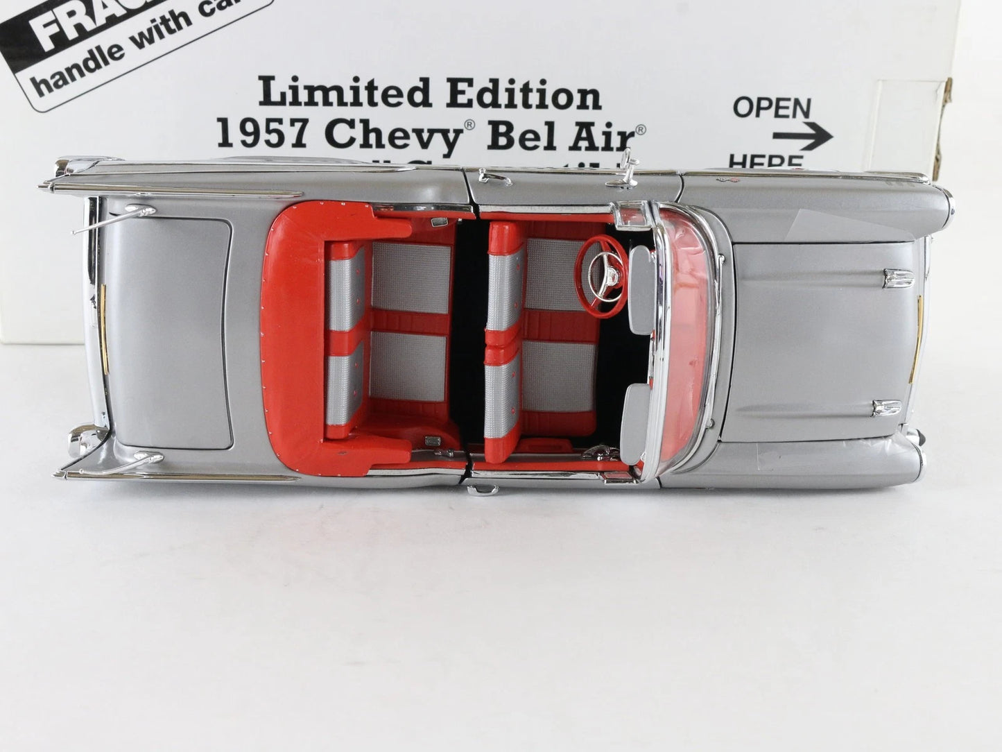 1957 Chevy Bel Air Fuelie Convertible Silver Danbury Mint 1:24 4936/5000 LIMITED