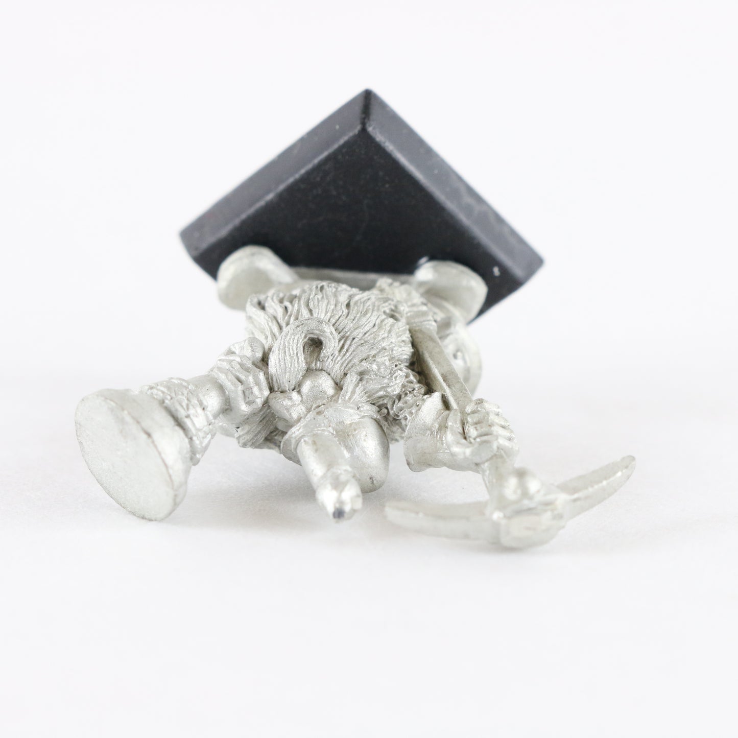 Dwarf Miner Command Horn Blower Citadel Warhammer Unpainted Figure 1.25"