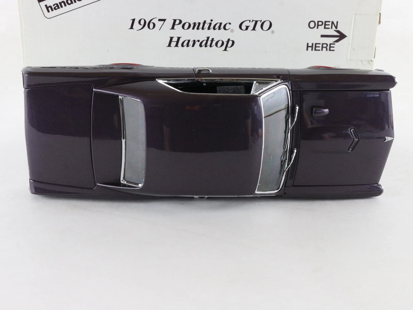 1967 Pontiac GTO Hardtop Purple Danbury Mint 1:24 Diecast Model Car