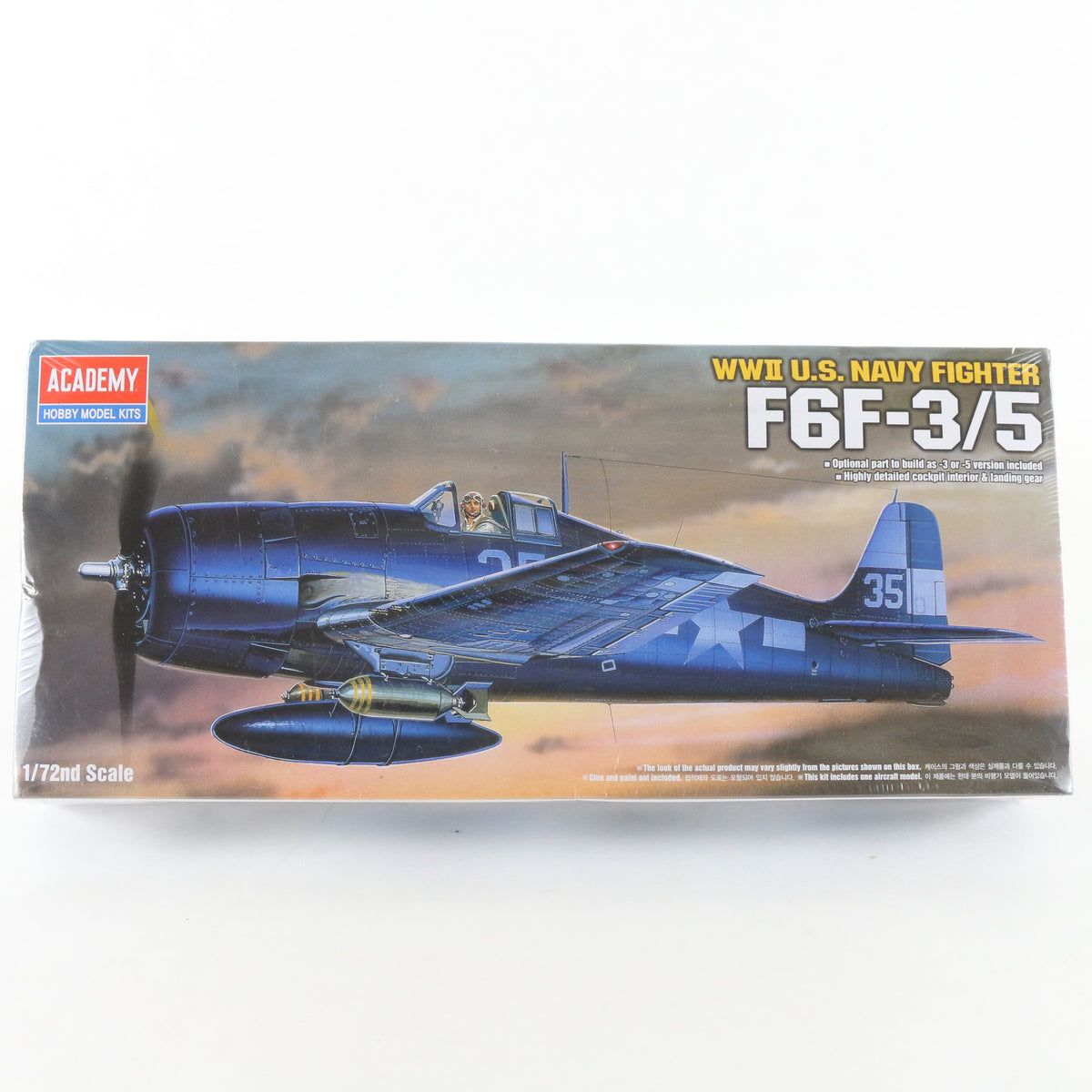 F6F-3 F6F-5 WW2 US Navy Fighter Plane Academy 1:72 Model Aircraft Kit 12481