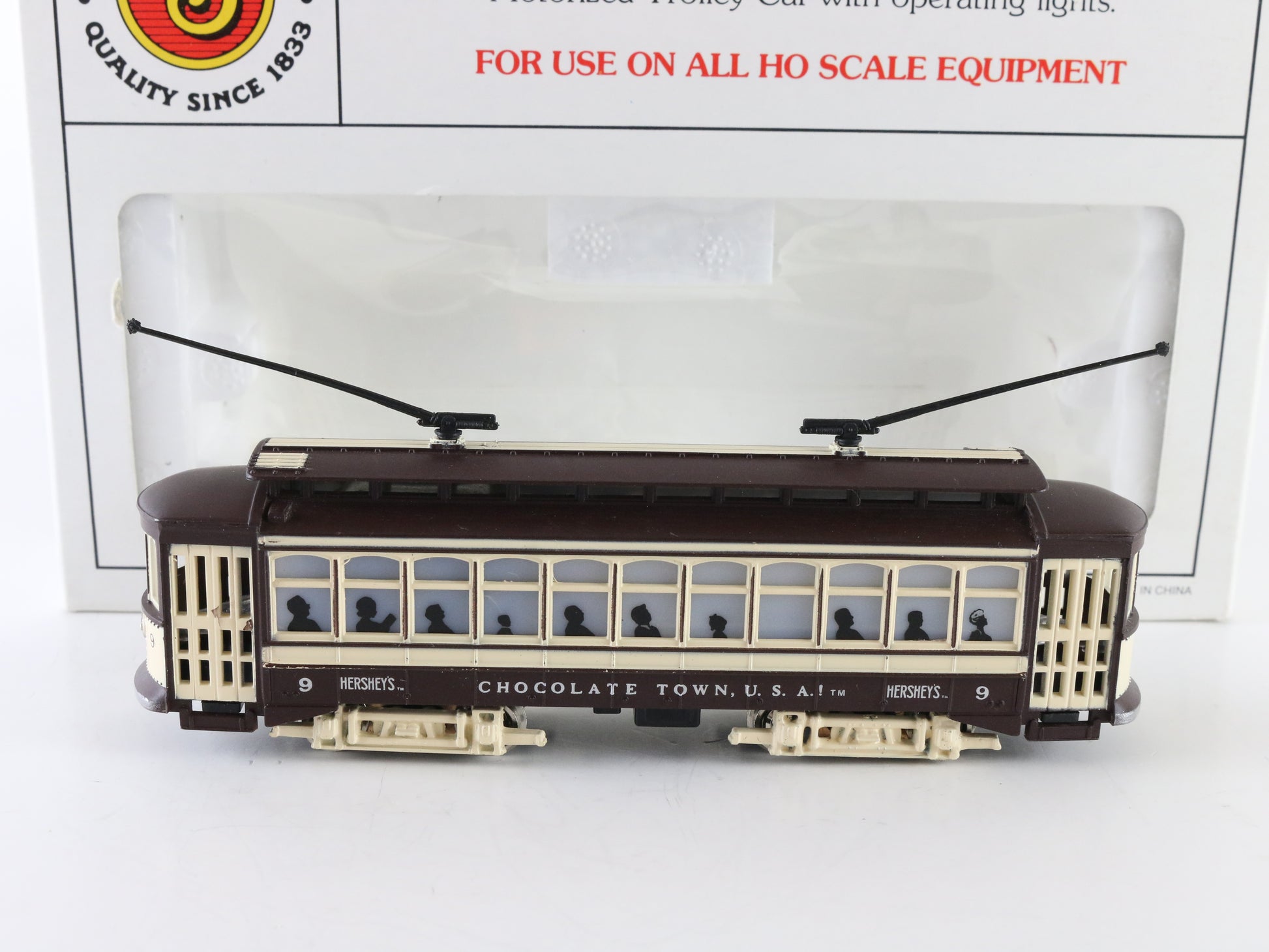 Bachmann HO Hersheys Chocolate Town 9 Illuminated Brill Trolley