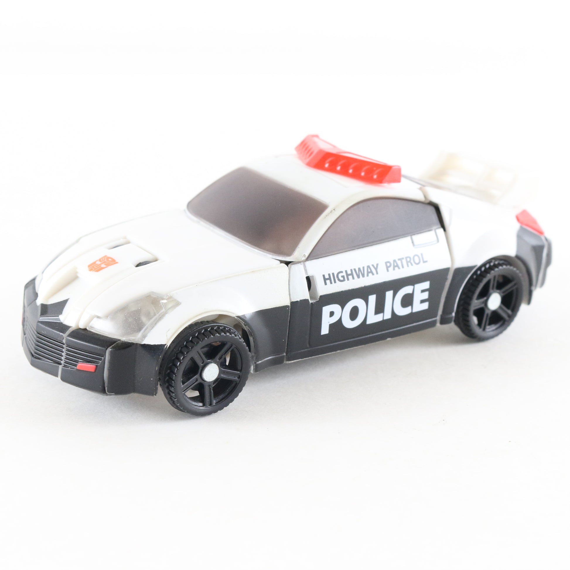 Prowl Autobot Transformers Deluxe Class Highway Patrol 