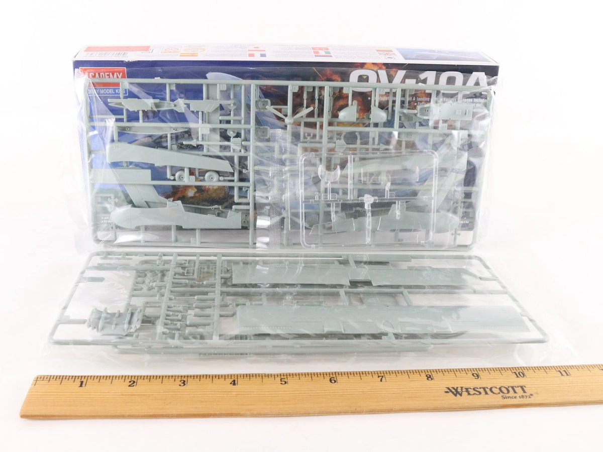 OV-10A North American Rockwell Academy 1:72 12463 8000 Attack Plane Kit