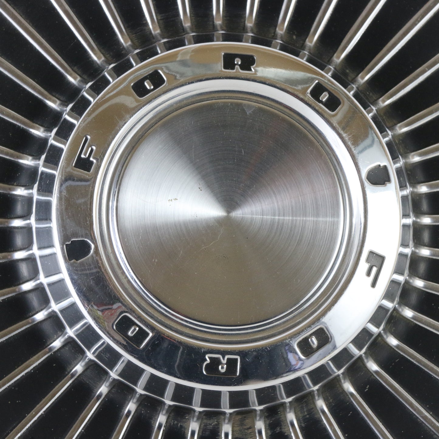 Vintage 1958 Ford Thunderbird T-bird Fairlane Metal Wheel Hubcap 14.25"