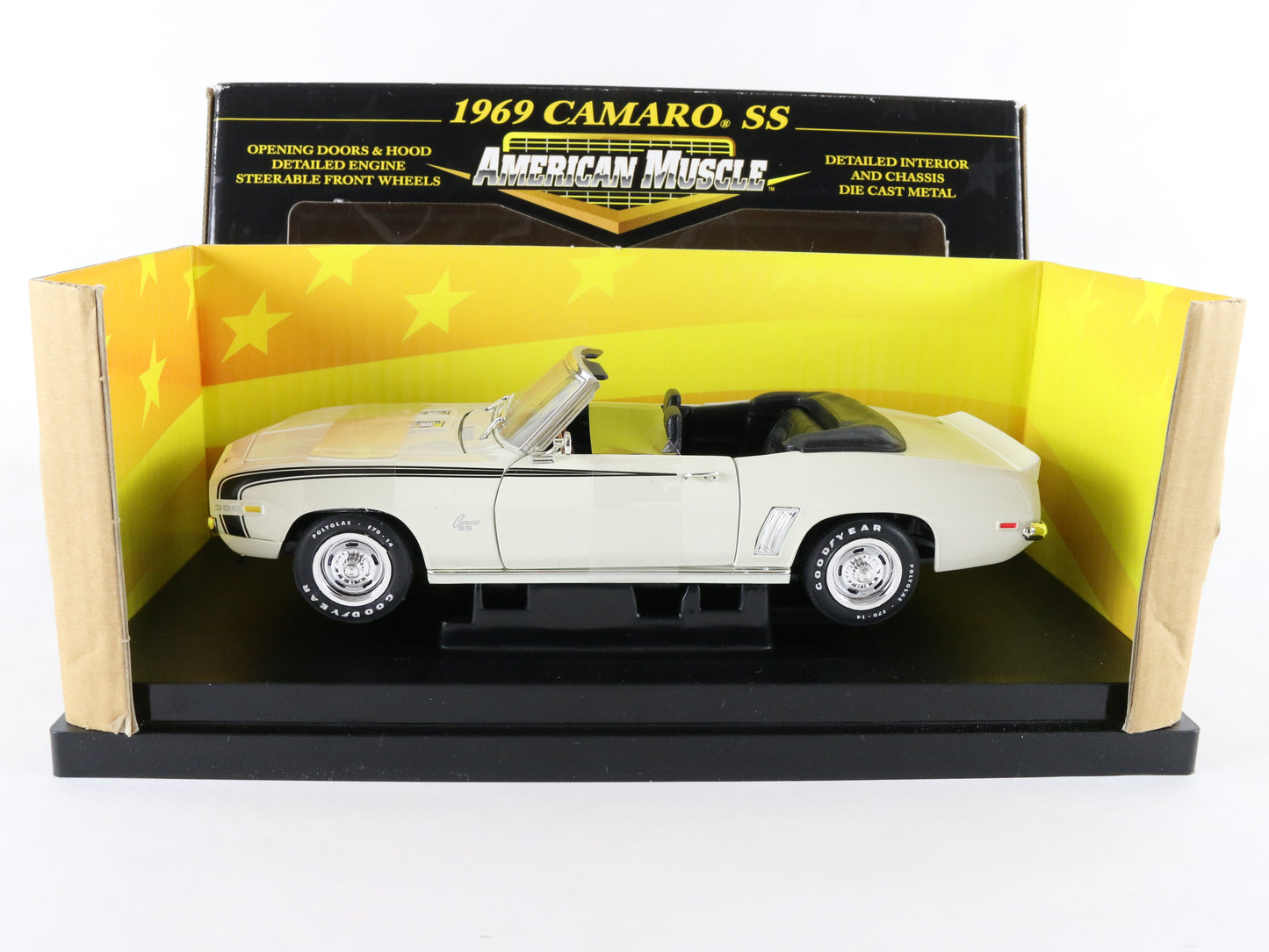 1969 Camaro SS White Convertible American Muscle ERTL 1:18 Diecast LE 32467