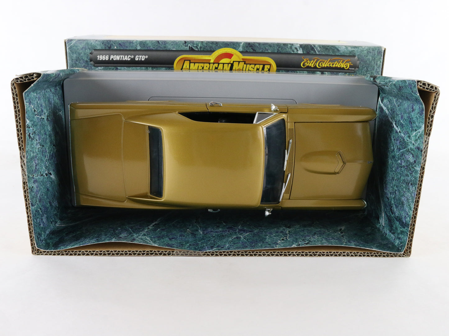 1966 Pontiac GTO Gold American Muscle ERTL 1:18 Diecast Model Car 7291