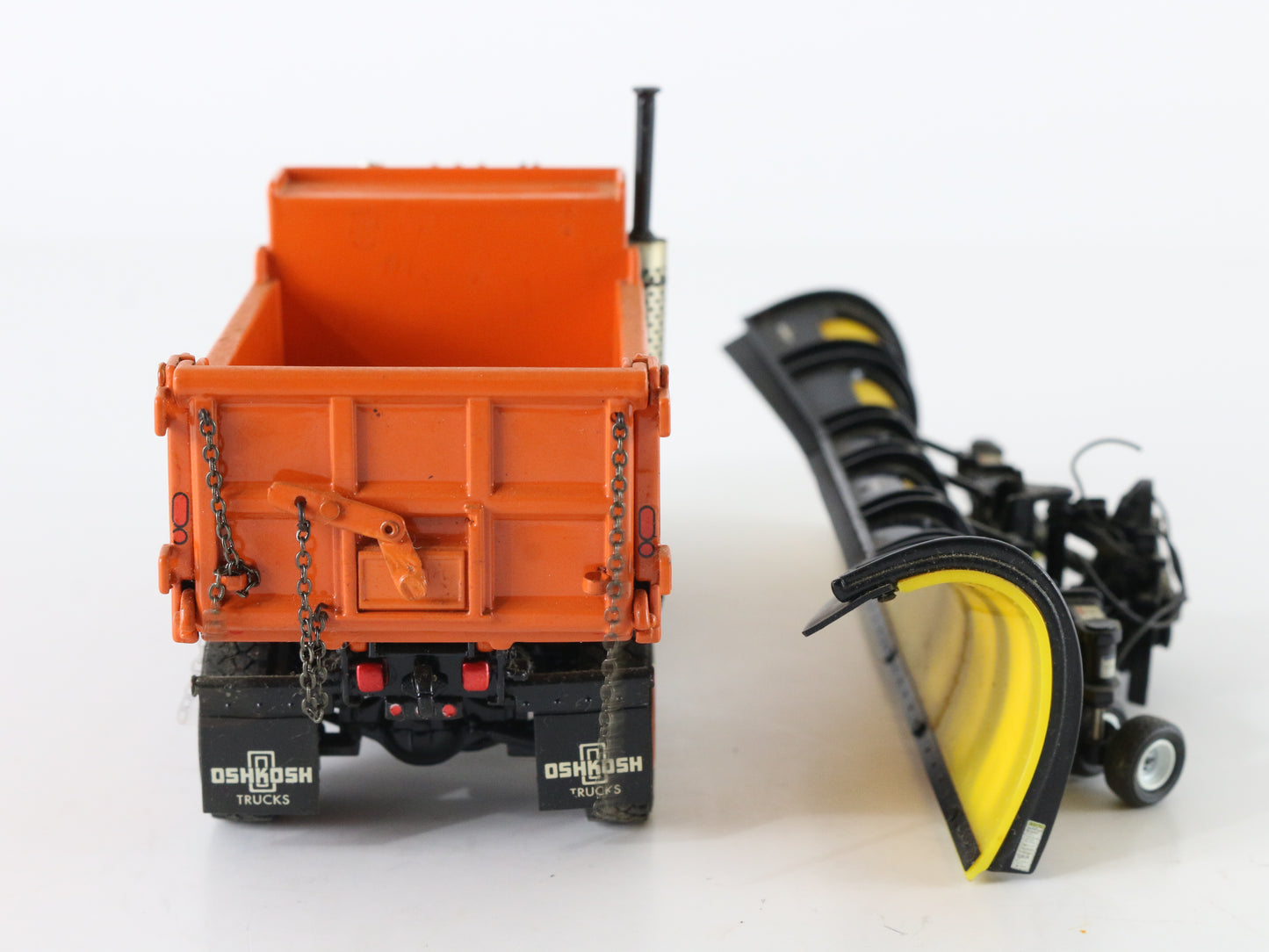 Oshkosh P Series 2 Axle 4x4 Plow Orange Sword 1:50 Metal Model Vehicle