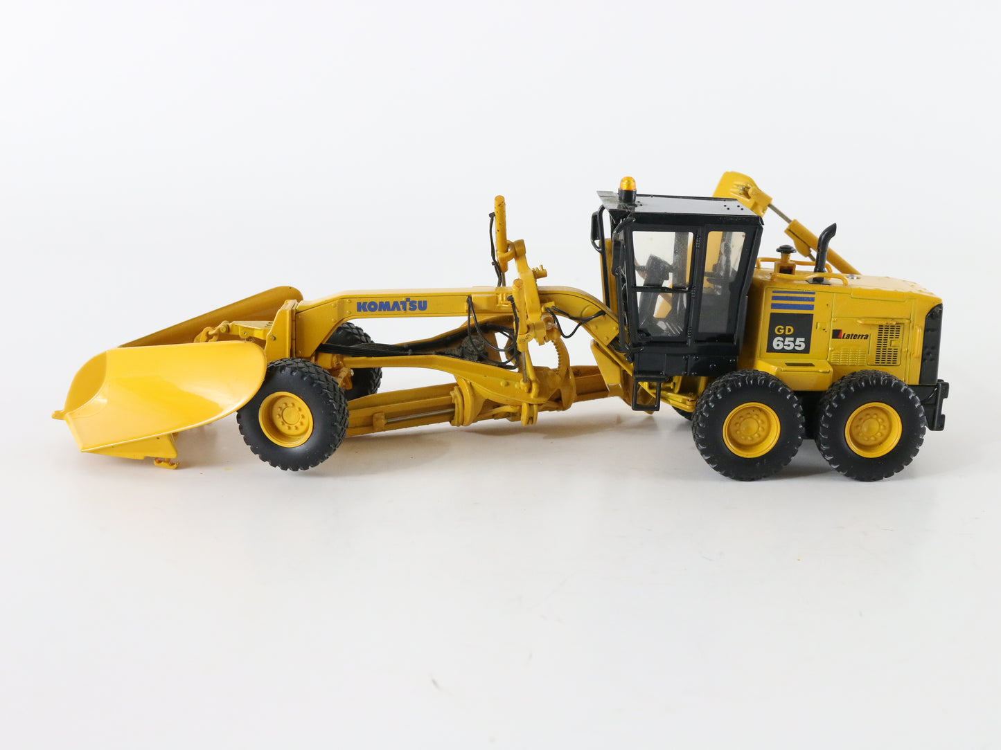 Komatsu Gd655 Motor Grader W/ Plow First Gear 1:50 Metal Construction Vehicle