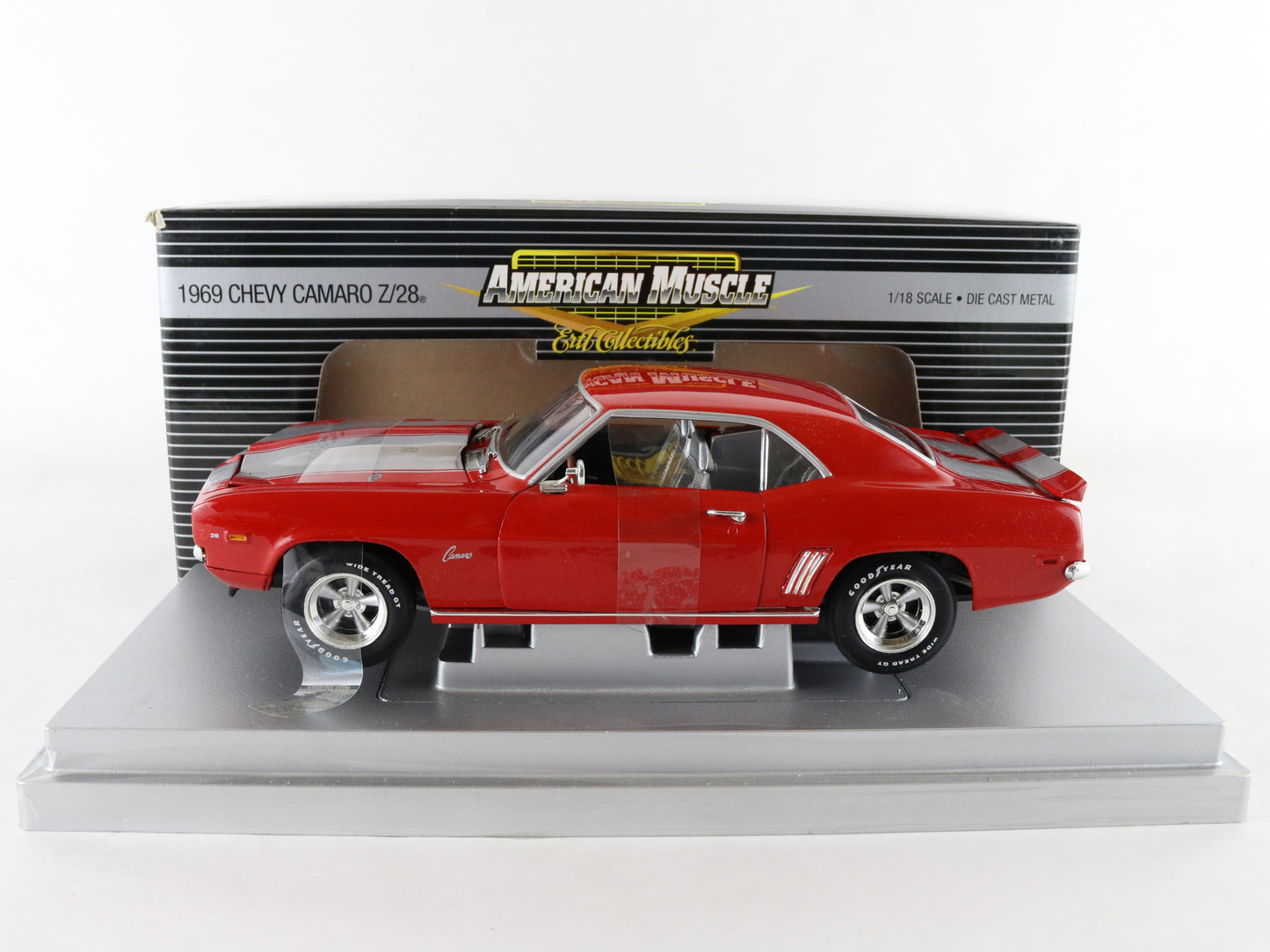 1969 Chevy Camaro Z28 Red American Muscle ERTL 1:18 39282 Damaged LE of 2200