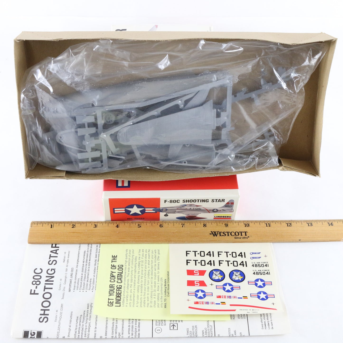 F-80C Shooting Star Lindberg 1:48 Model Jet Fighter Kit 70552