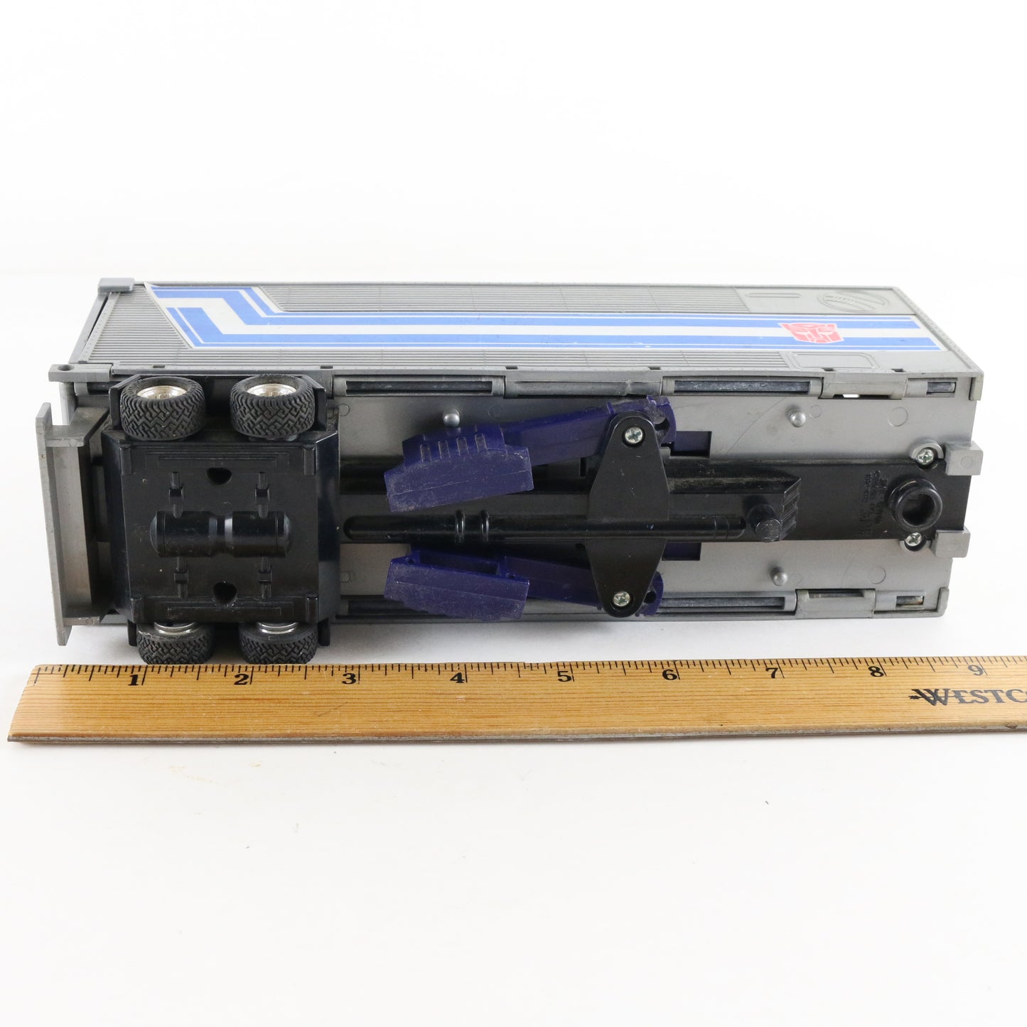 Vintage Optimus Prime Autobot G1 Transformers Trailer Figure Playset Hasbro