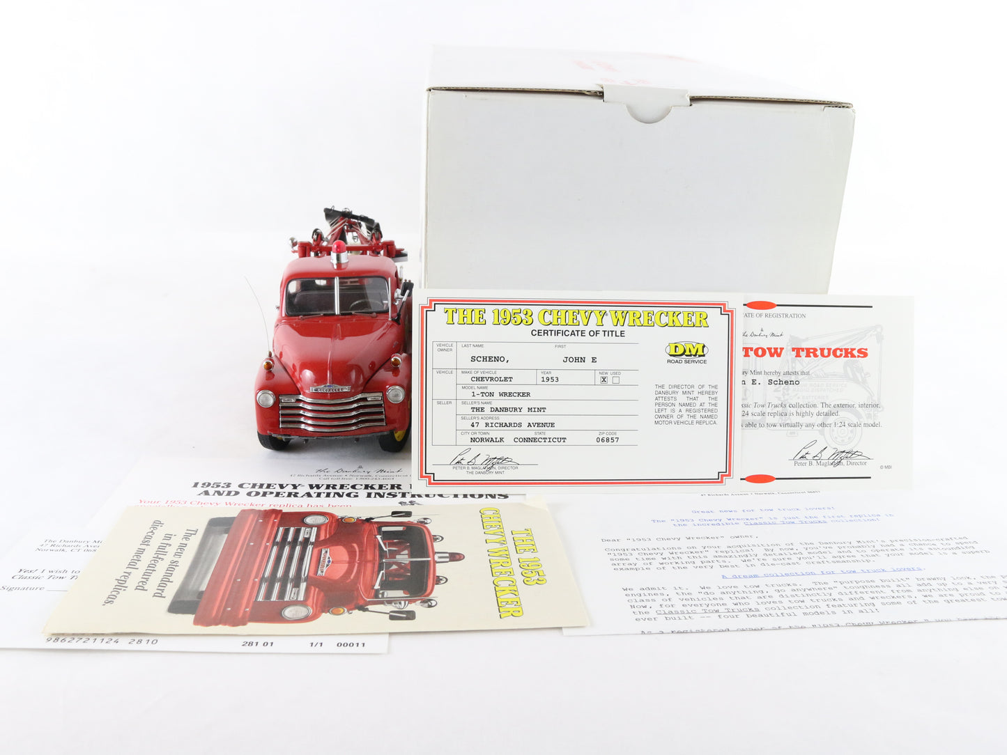 1953 Chevy 1-Ton Wrecker DM Road Service Red Danbury Mint 1:24 Diecast Tow Truck