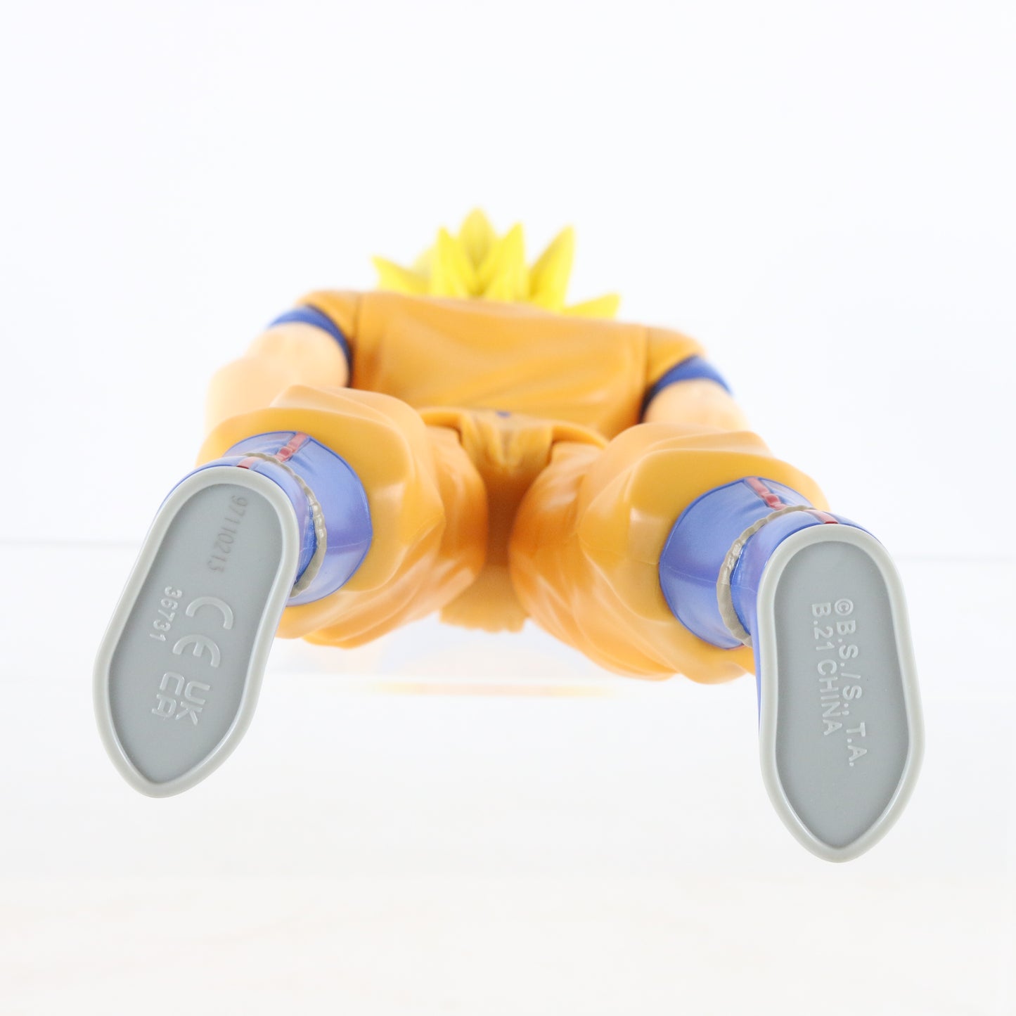 Bandai Namco Dragon Ball Super Limit Breaker SUPER Saiyan Goku 12" Figure