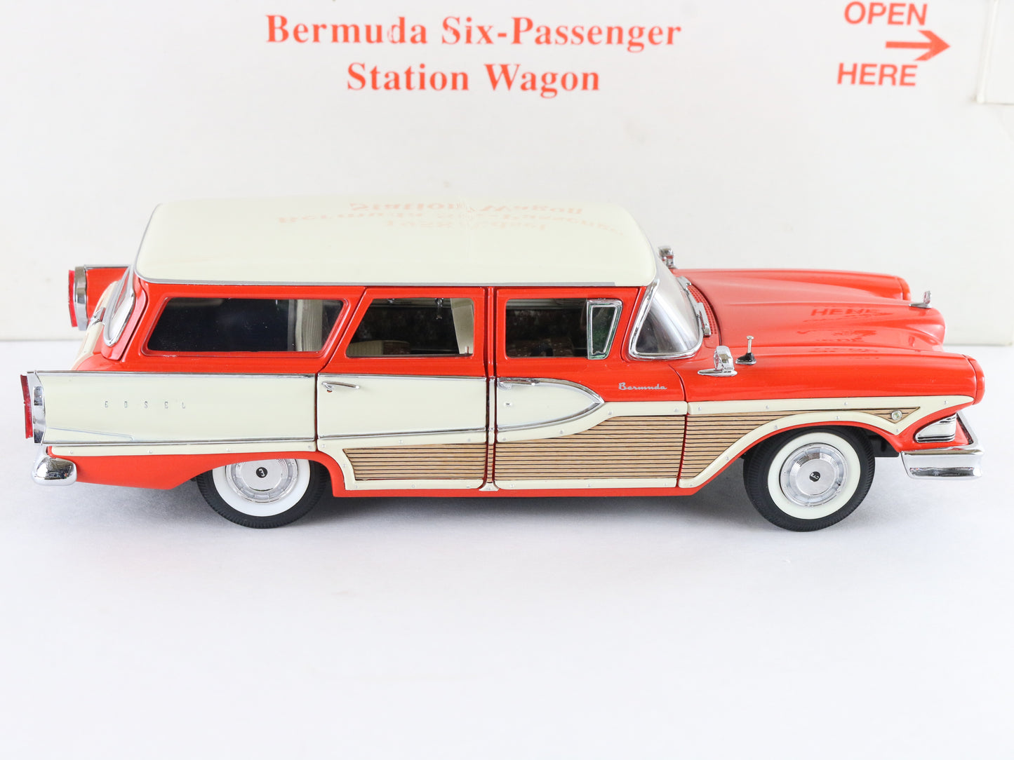 1958 Edsel Bermuda Six Passenger Station Wagon Orange White Danbury 1:24 Diecast