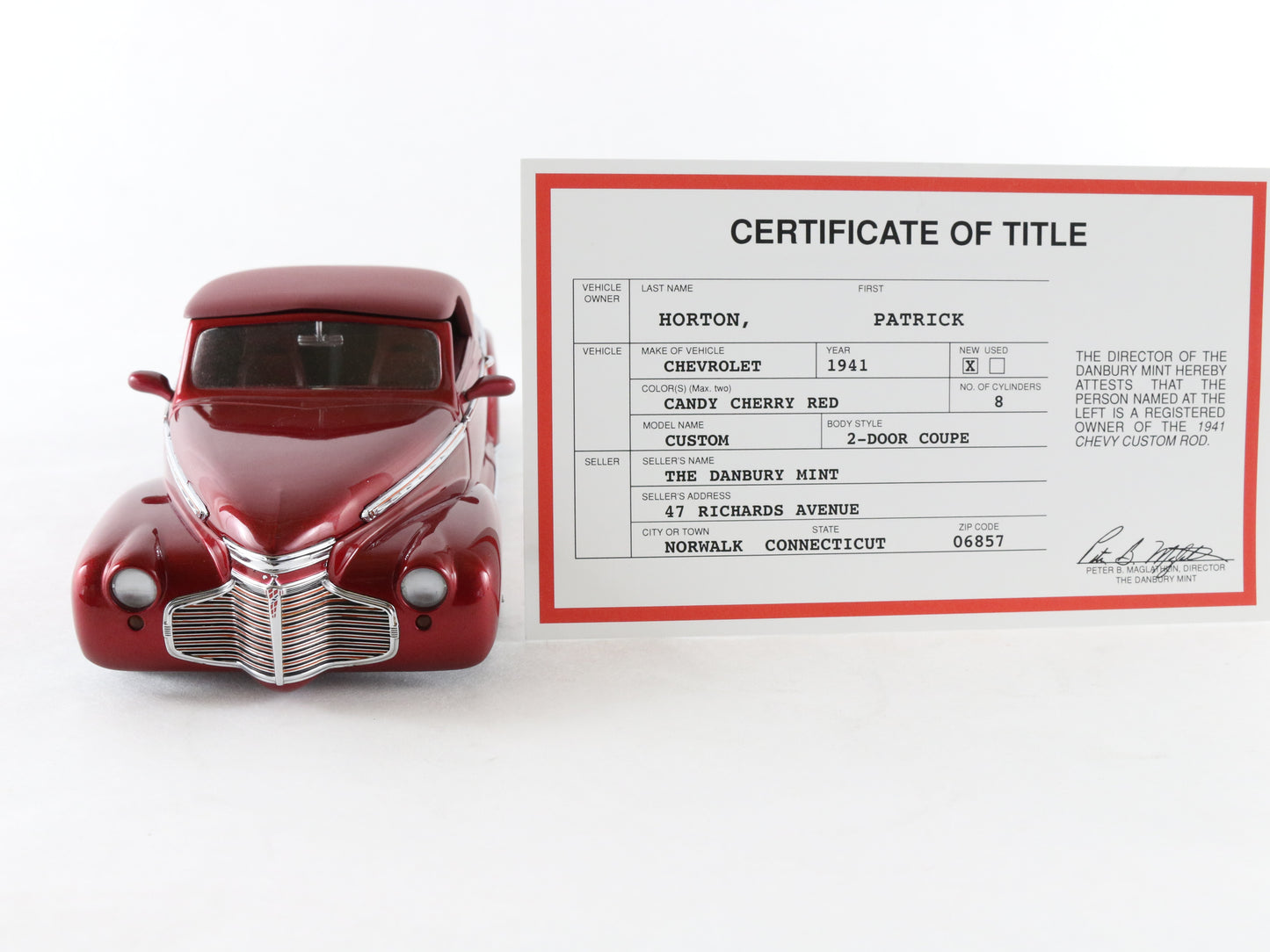 1941 Chevrolet Custom Rod Cherry Red Convertible Danbury Mint 1:24 Model Car