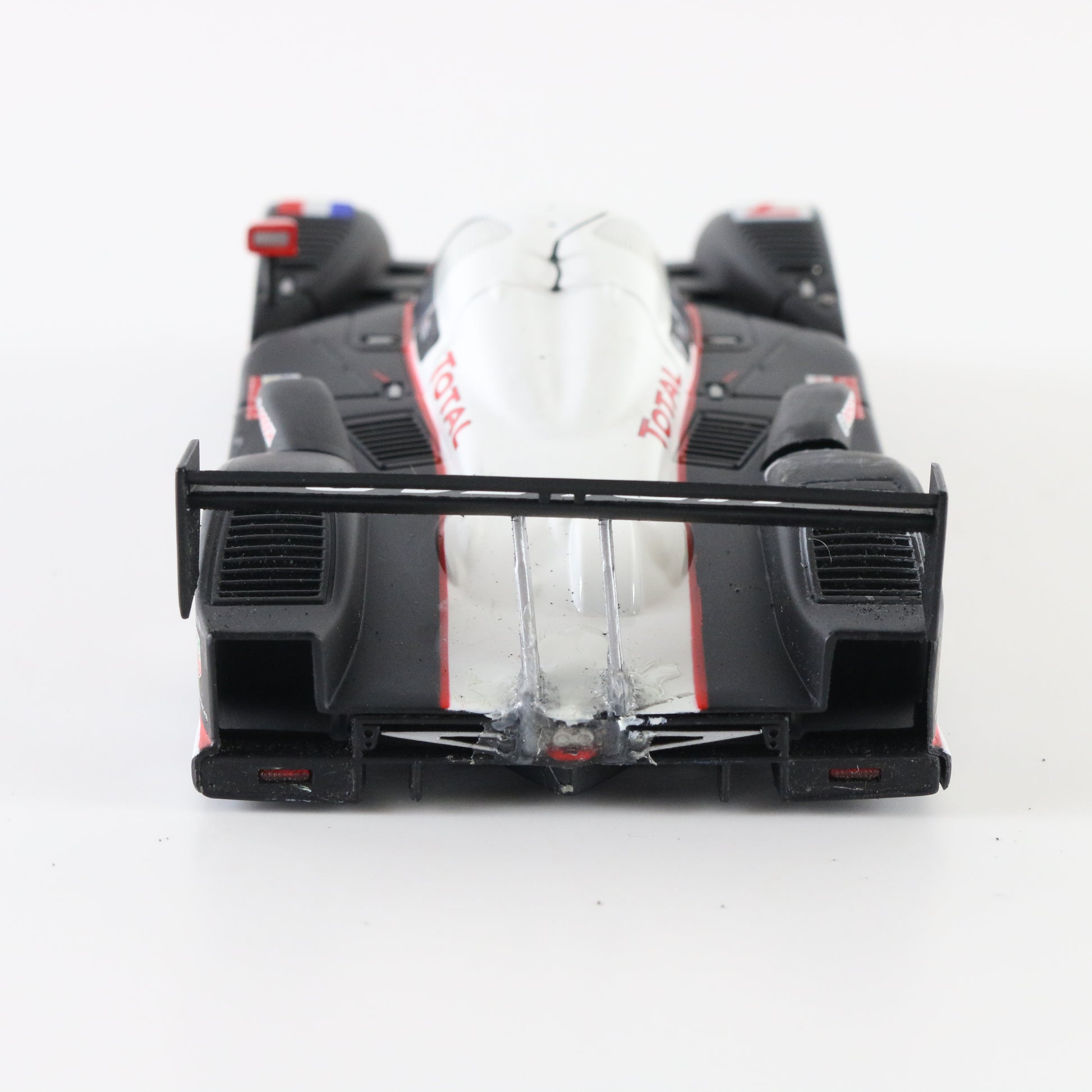 SCX Peugeot 908 HDI FAP Total #7 black white 1:32 slot car