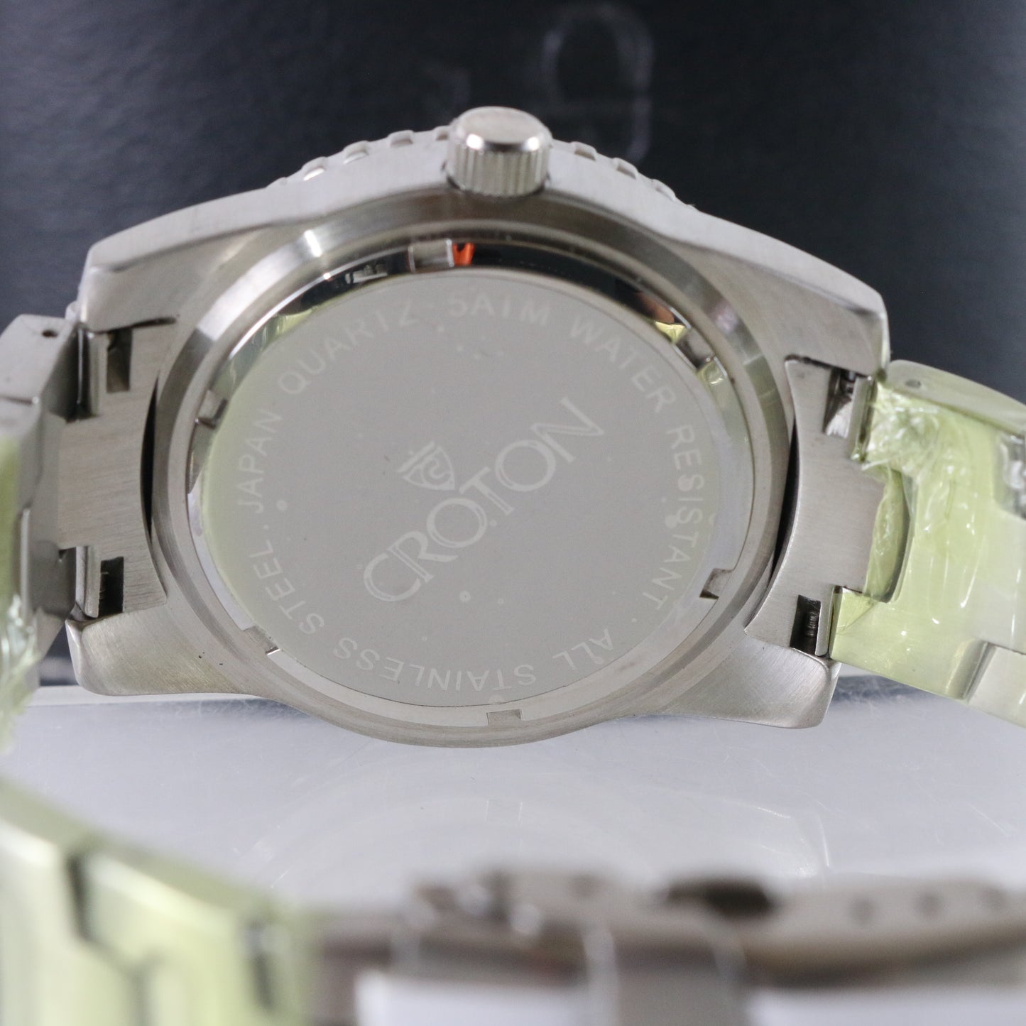 Croton Japan Quartz Mens Watch Stainless Steel 5 Atm Silver