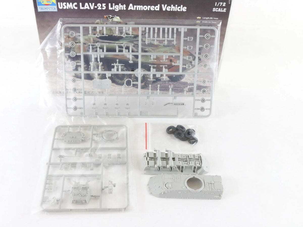 LAV-25 Light Armored Vehicle USMC General Dynamics Trumpeter 1:72 07268 Kit