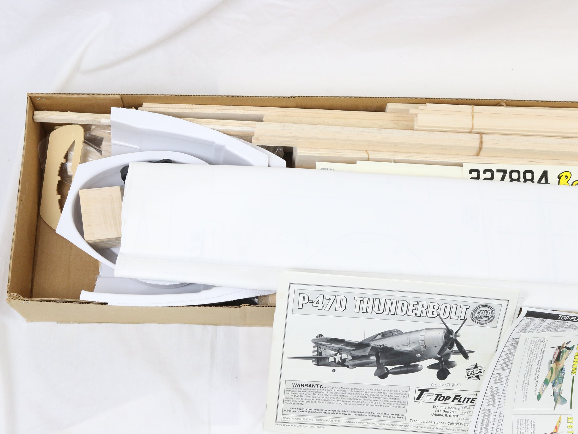 Top Flite Gold P-47d Thunderbolt 63" Wingspan Wood RC Kit