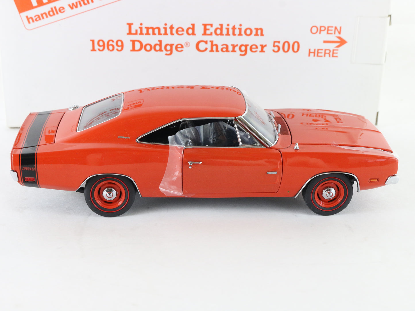 1969 Dodge Charger 500 Orange Black Limited Danbury Mint 1:24 Diecast 3036/5000