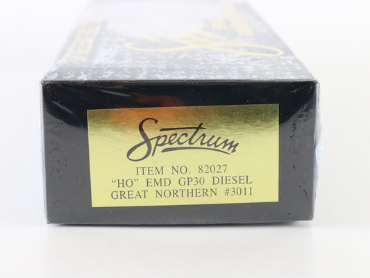 Spectrum HO Great Northern 3011 GP30 Diesel Locomotive Sealed