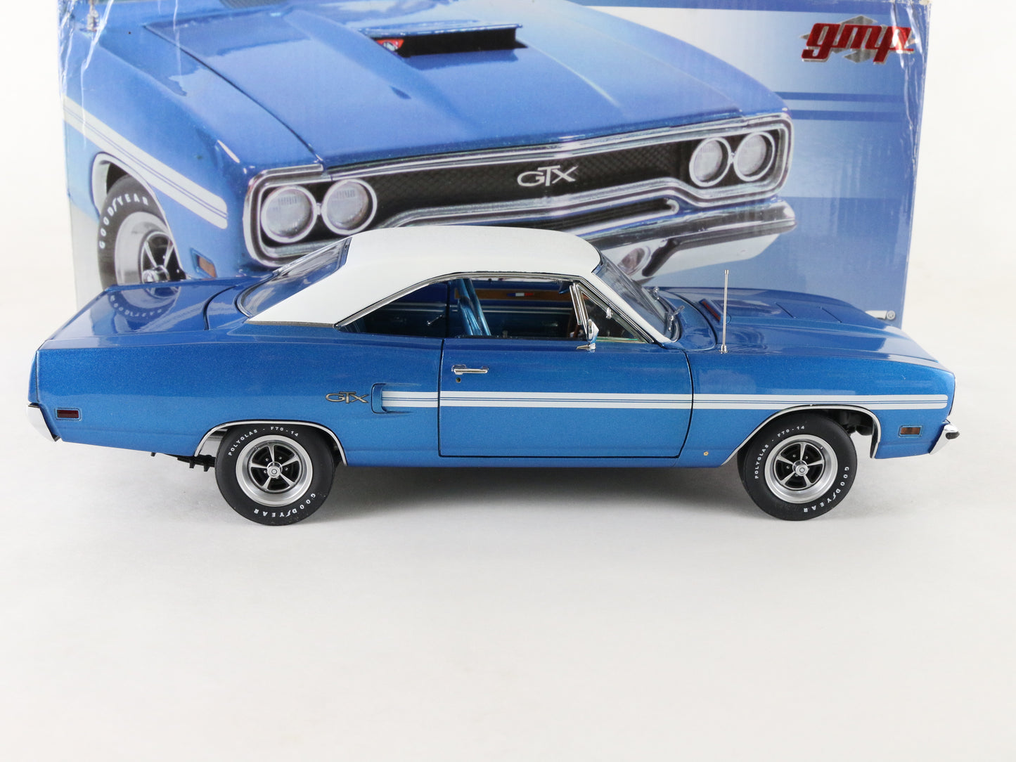 1970 Plymouth GTX Blue & White GMP 1:18 Diecast Model Car 1 Of 996 G1803107
