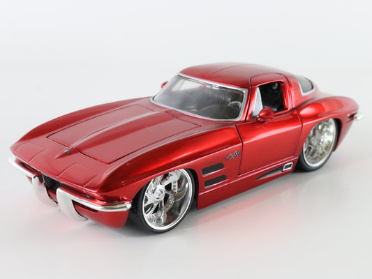 1963 Chevy Corvette Stingray Coupe Red Jada Toys Model Car 1:24