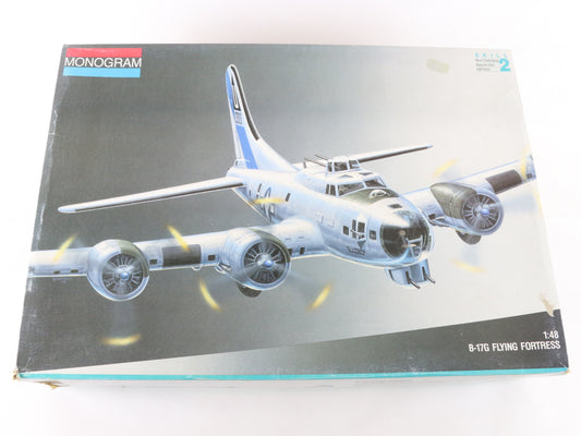 B-17G Flying Fortress Heavy Bomber Plane Monogram 1:48 Model Kit 5600