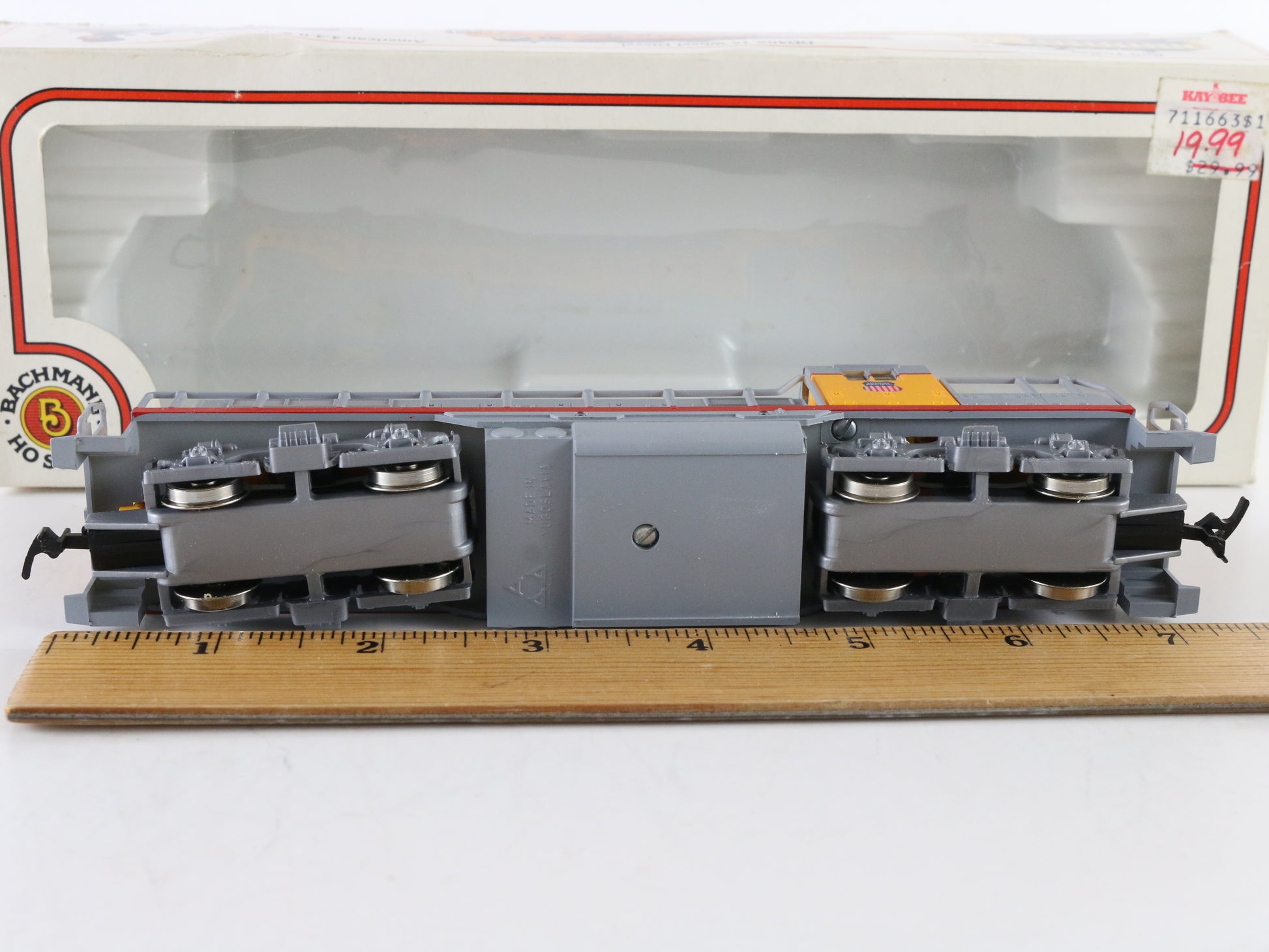 AHM HO Union Pacific GP18 Diesel Locomotive