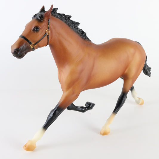 Breyer Race Horses of America Pacer Bay Traditional Horse