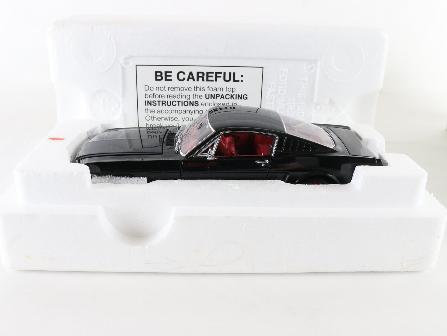 1965 Ford Mustang GT 2+2 Black Danbury Mint 1:24 Diecast Model 818/1965