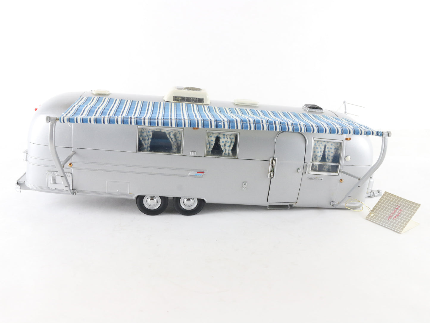 1968 Airstream Trailer Silver Franklin Mint 1:24 Metal Trailer W/ Interior