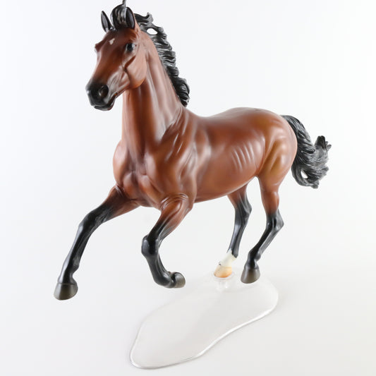 Breyer Ballynoe Castle RM Show Jumping Warmblood BF 2020 Celebration Model Horse + Stand