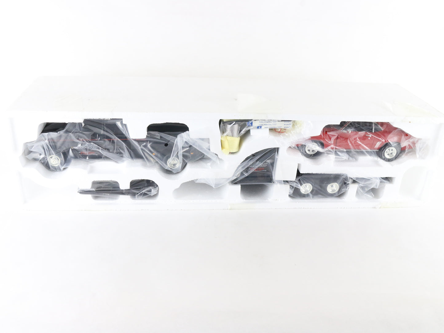 Silverado 1969 Z28 Camaro & Trailer Set Well Mclain Racing Champions 1:18 10