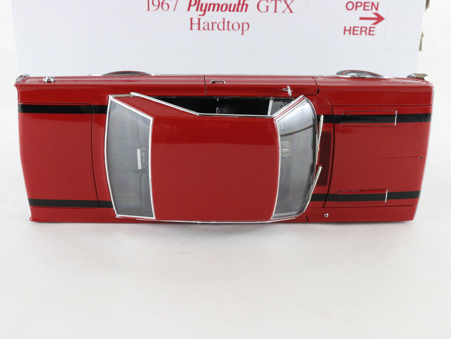 1967 Plymouth GTX Hardtop Red & Black Danbury Mint 1:24 Diecast Model Car