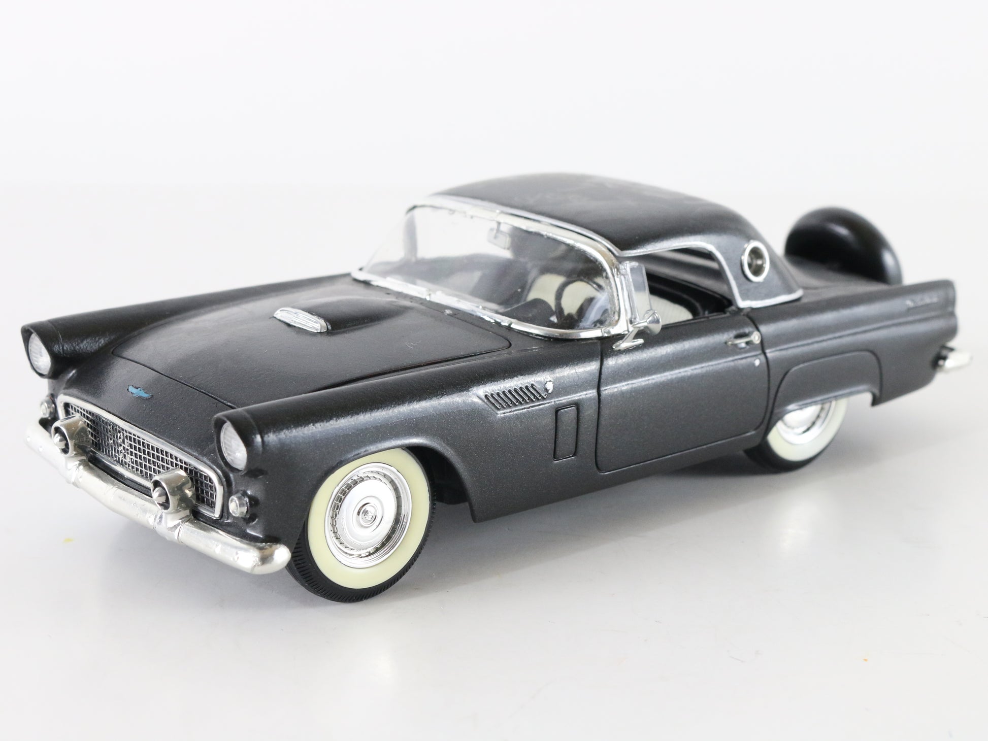 1956 Ford Thunderbird Convertible Black Monogram Built Model Car 1:24