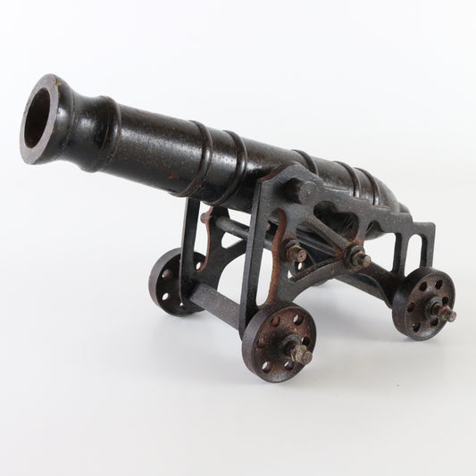 Antique 19th century cast iron miniature cannon replica historic artillery