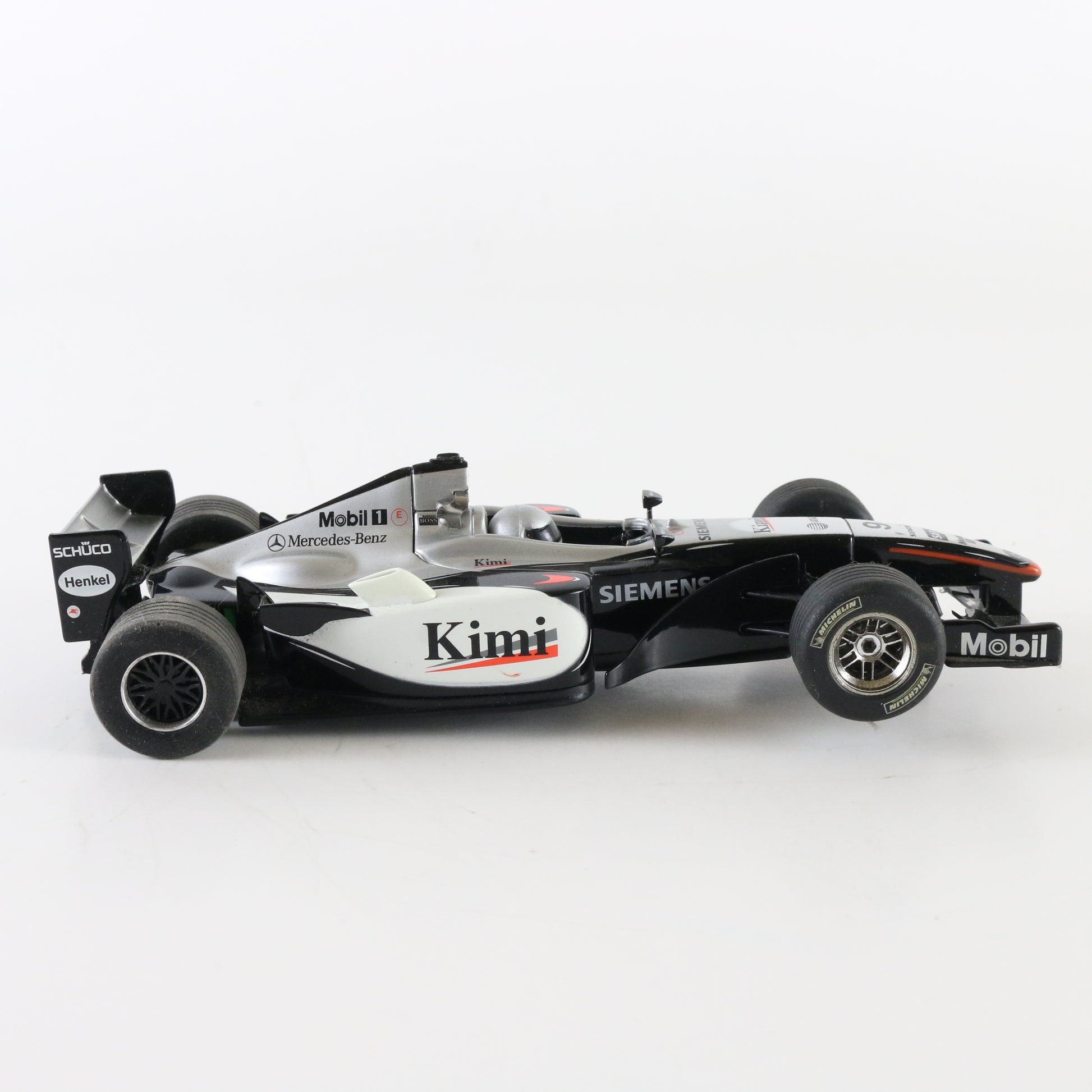 SCX McLaren MP4-16 #9 Siemens Kimi 1:32 slot car