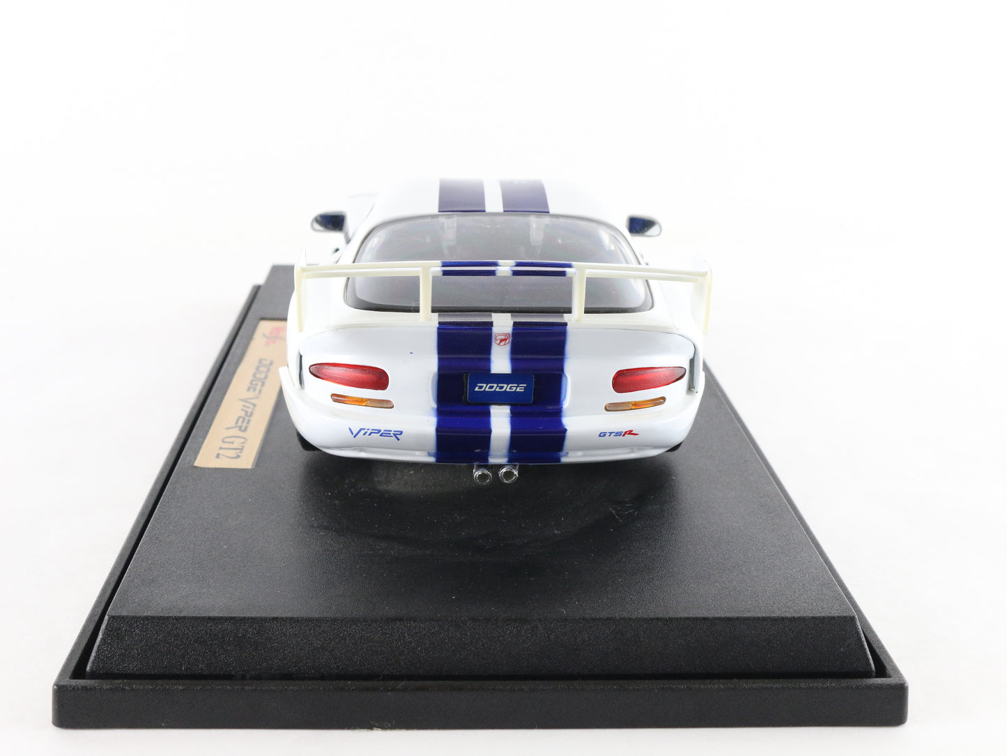 Dodge Viper Gt2 White & Blue Maisto 1:18 Diecast Model Car W/ Stand
