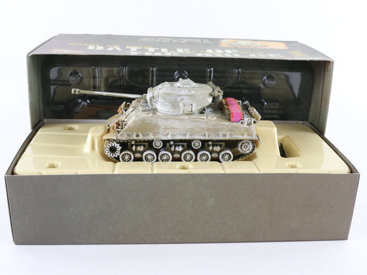 M4A3E8 Sherman 35th Tank Battalion US Army WW2 Corgi 1:50 CC51017 Model
