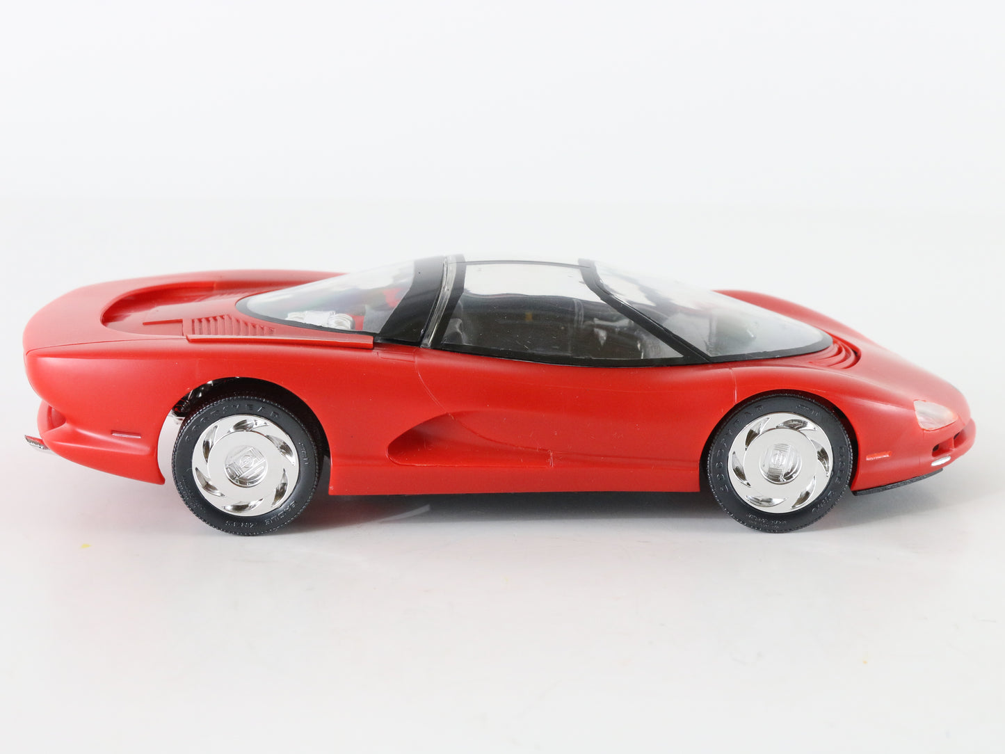 Chevrolet Corvette Indy Dream Machine Revell 1:25 Built Model Concept Car