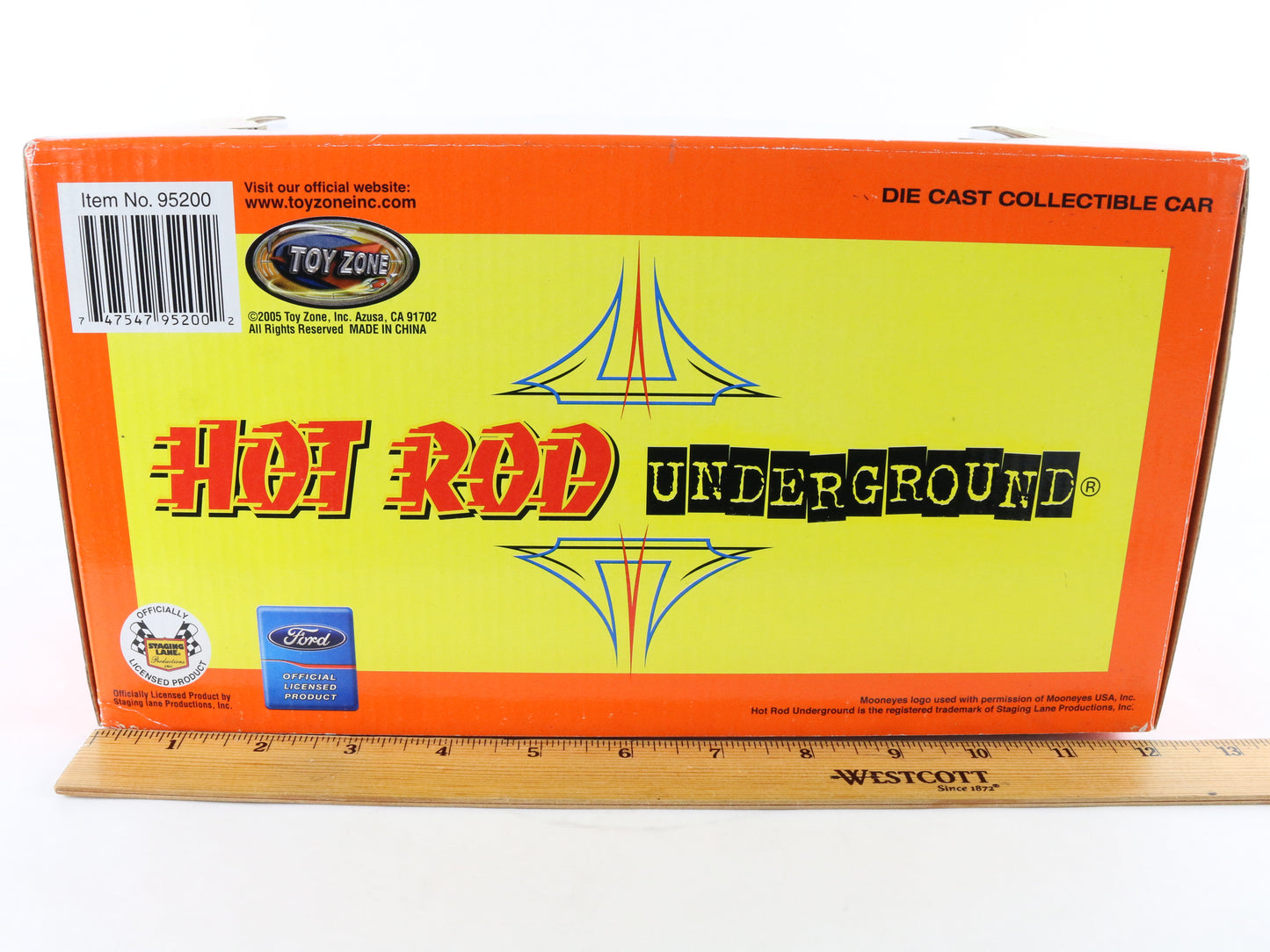 Defibrillator Red Hot Rod Underground Lady Luck 1:18 Dragster Model Car