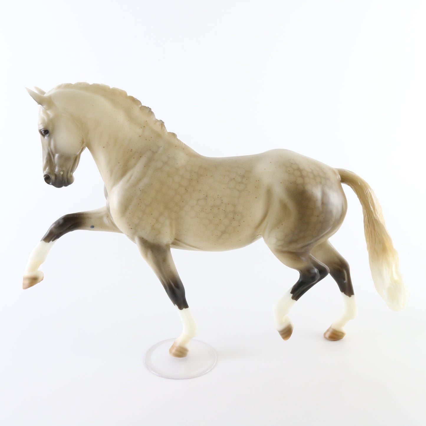 Breyer Landler Totalis Breyerfest 2022 Special Run Matte Horse W/ Stand