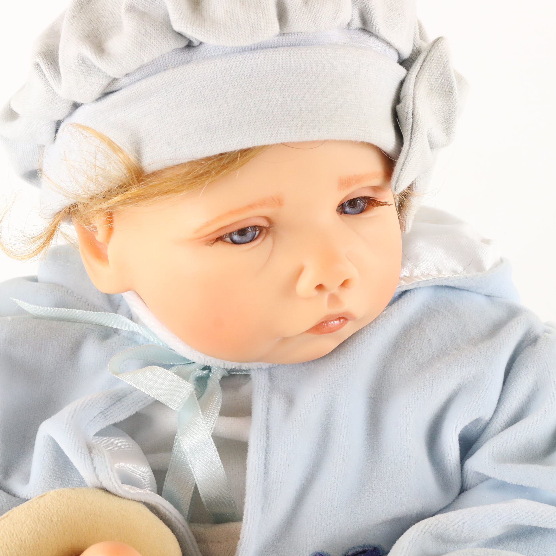Lee Middleton? Vinyl Baby Doll S Sourt Large 23" 184/500 W/ Accessory
