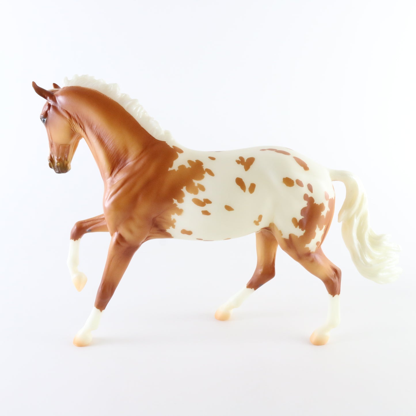 Breyer Lionel Cantering WB Matte Flagship Store Model Horse