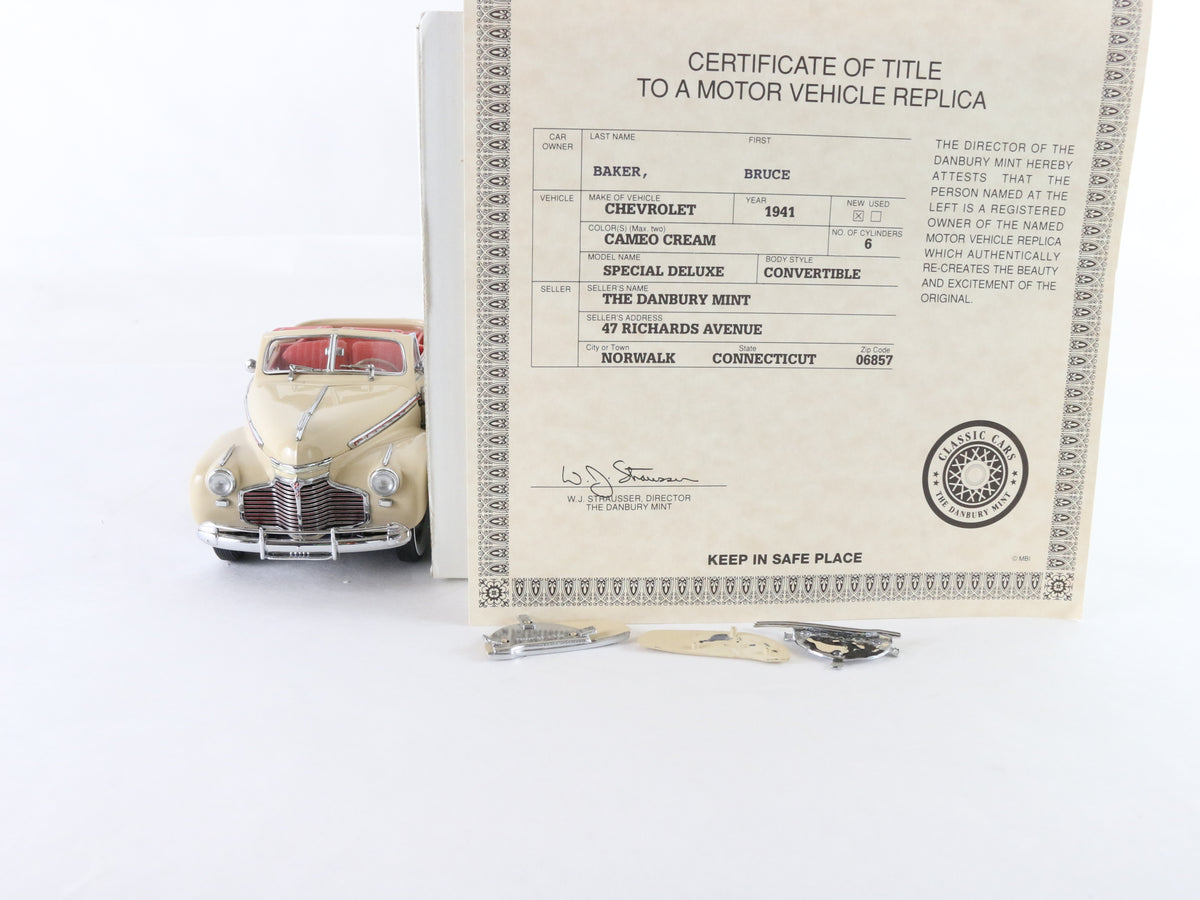 1941 Chevrolet Special Deluxe Convertible Cameo Cream Danbury Mint 1:24 Diecast