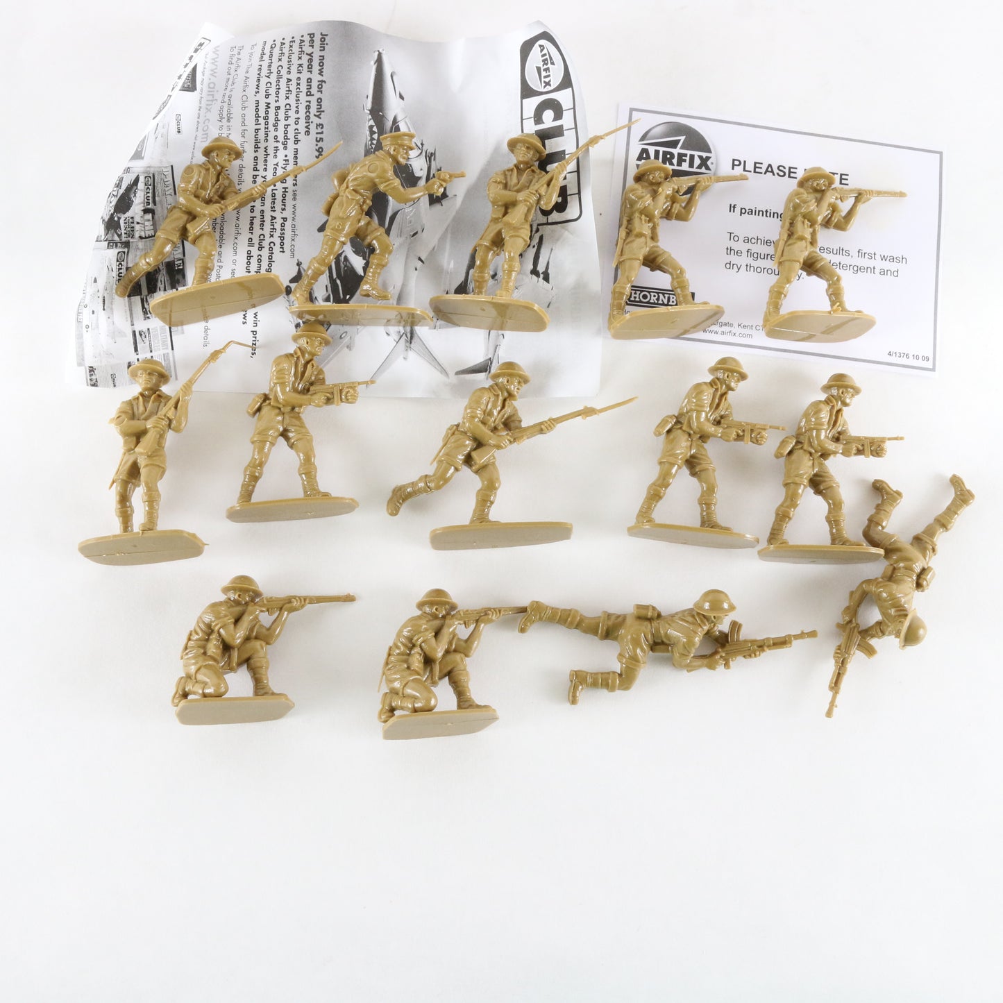 British 8th Army WWII Airfix 1:32 A02707 Plastic Model Soldier Figures
