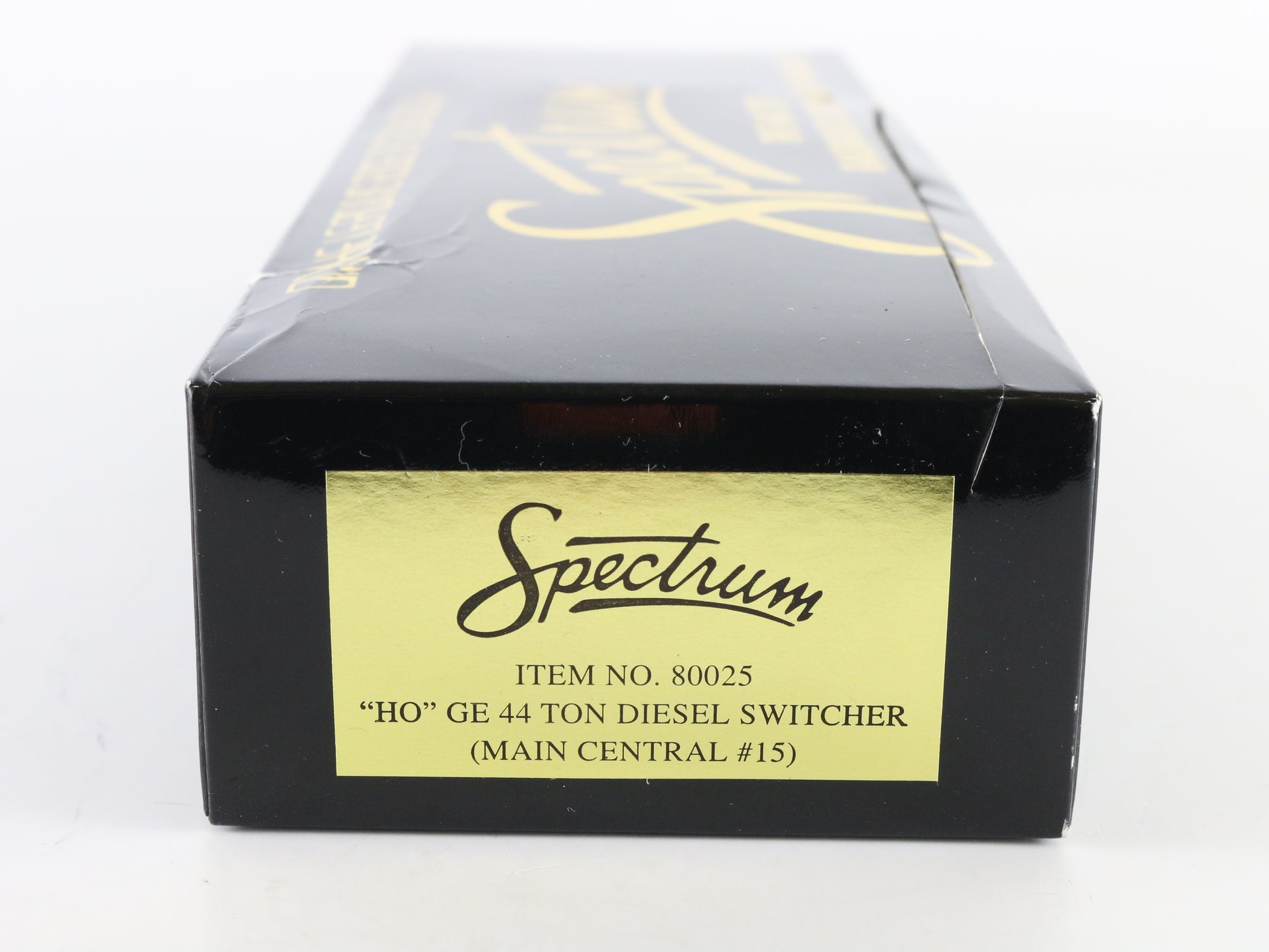 Bachmann Spectrum HO Main Central 15 GE 44 Ton Diesel Switcher
