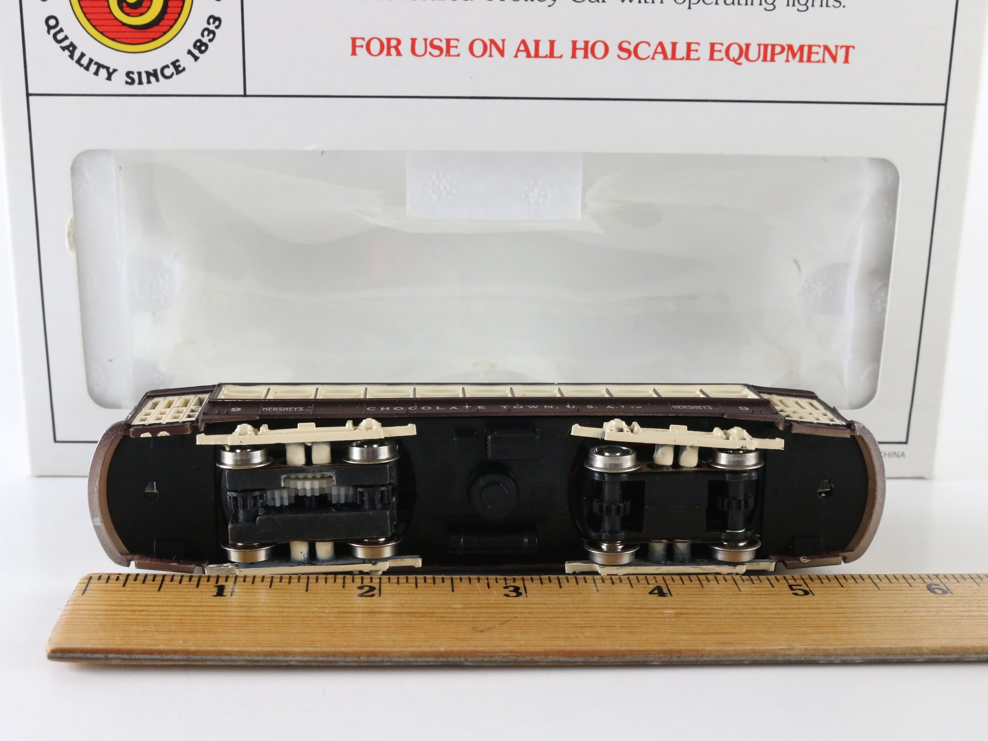 Bachmann HO Hersheys Chocolate Town 9 Illuminated Brill Trolley