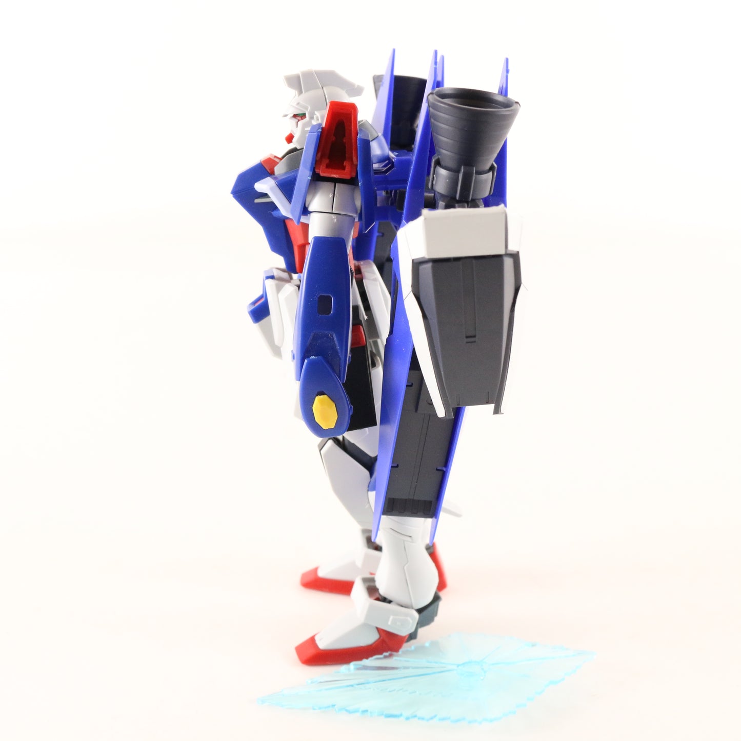 Gundam MG Destiny Mobile Suit Bandai 1/144 Posable Model Figure BUILT